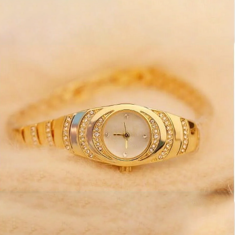 ⏳Offre spéciale limitée dans le temps : 52% de réduction💎Montre à bracelet en strass pour femmes⌚