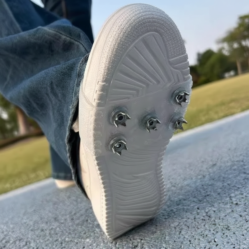 🔥❄️Crampons universels à 5 pointes pour chaussures et bottes