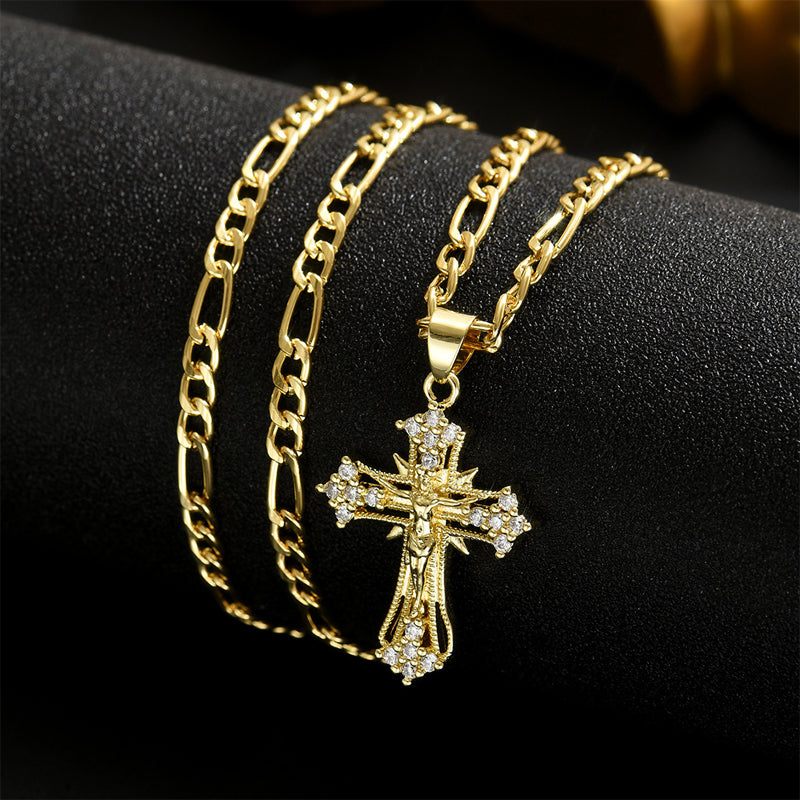 ✨ Collier Crucifix en Or – Motif INRI Détaillé, Chaîne Figaro Ajustable & Finition Éclatante 💛